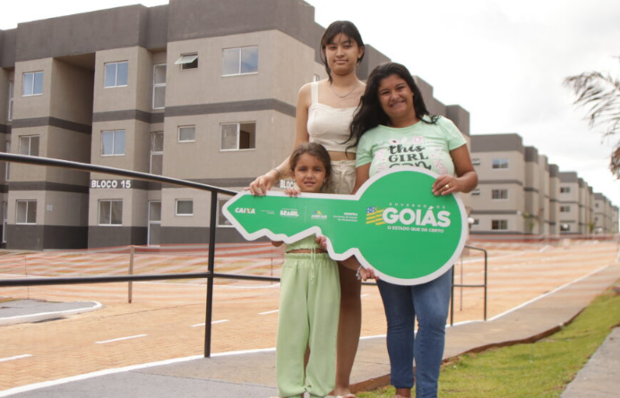 Governo de Goiás entrega 687 apartamentos do Aluguel Nunca Mais e 65 escrituras em Jataí