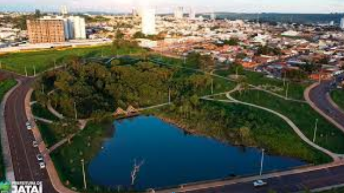 Jataí realiza abertura do Maio Amarelo com ciclo de palestras sobre segurança no trânsito