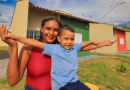 Moradores de Vila Propício recebem benefícios do Governo de Goiás